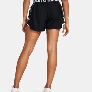 3X -✨HP✨ Under Armour Shorts